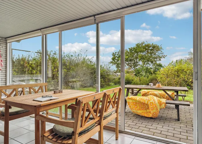 3 Bedroom Beautiful In *